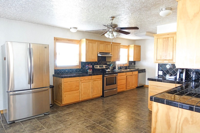 Painted Hills Vacation rental with modern kitchen and open floor plan.