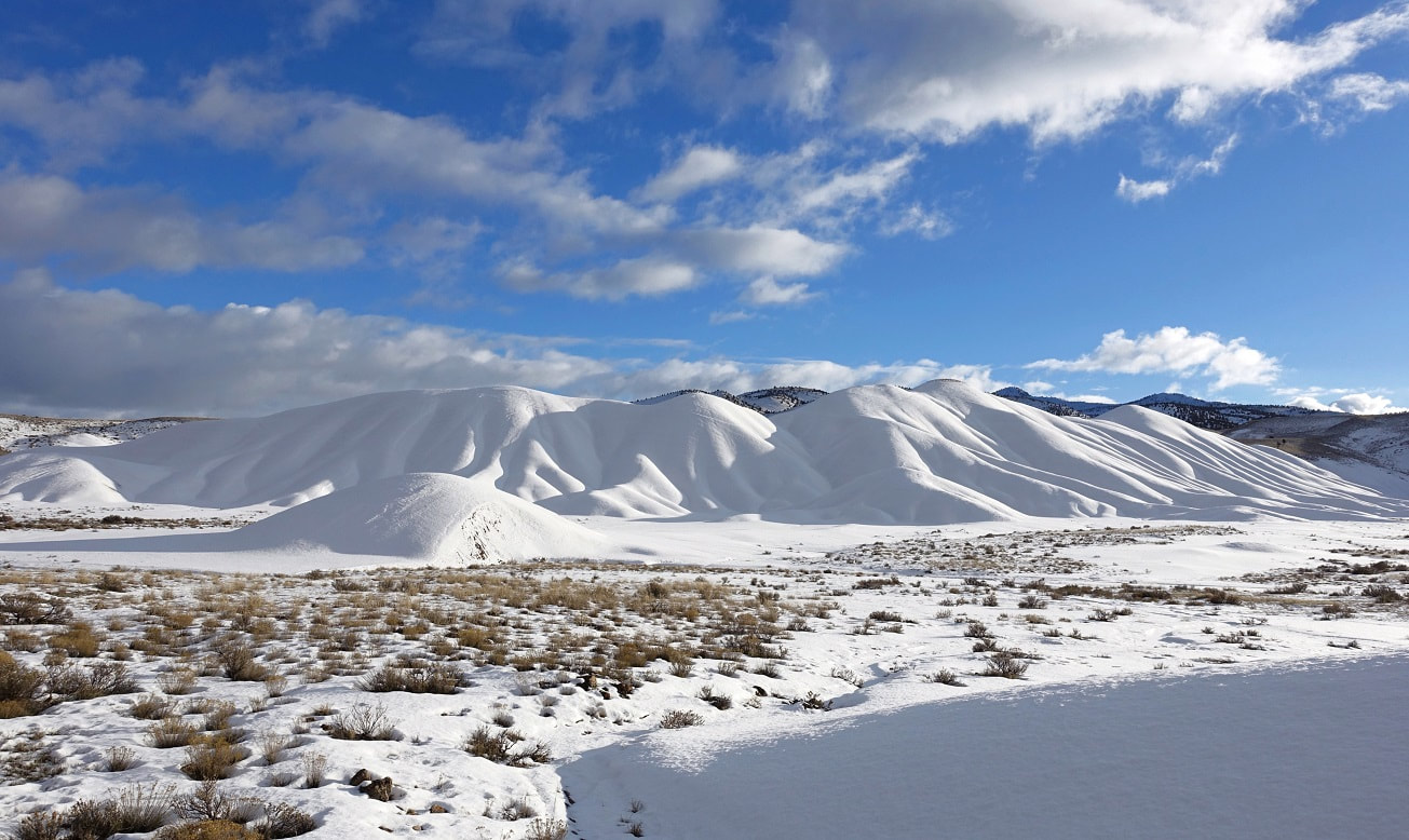 Snow covering the Painted Hills of Oregon in winter, Mitchell, John Day Fossil Beds
